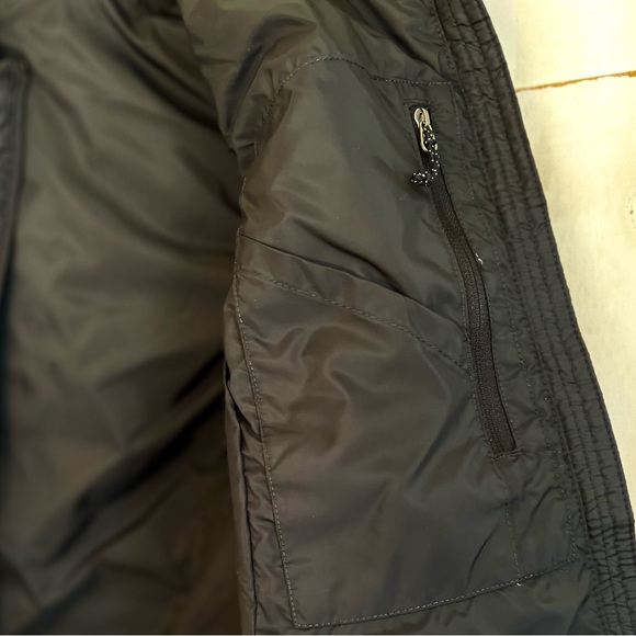 Eddie Bauer Microlight Down EB650 Puffer Vest - Picture 8 of 11